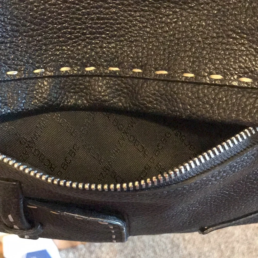 BCBGMAXAZRIA Black Leather Signature Hobo Bag purse silver ring ivory stitched